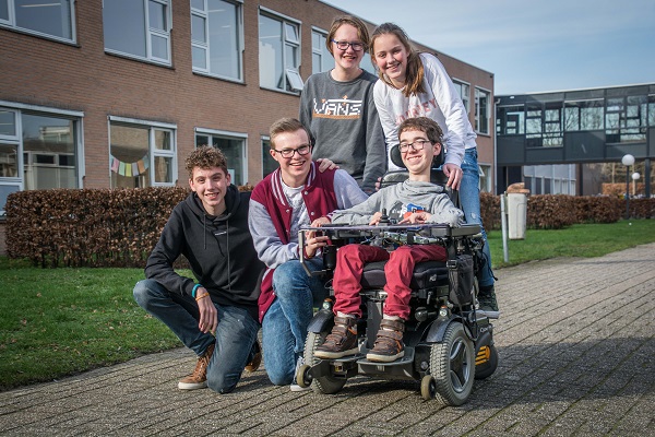 Roncalli maakt film over Dirk en zijn leven met spierziekte