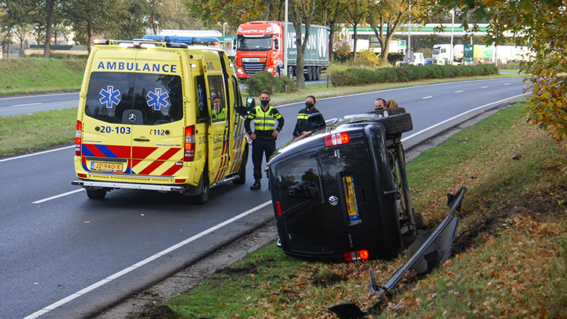 Eend veroorzaakt ongeluk op de RandwegWest bij Bergen op Zoom
