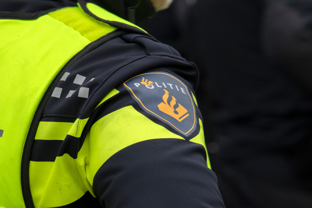 Politie houdt verdachte aan na schietincident in woning