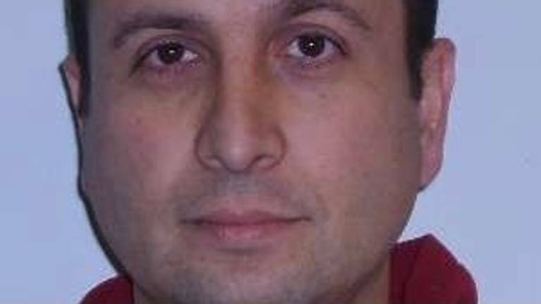 Bestelbus in beslag genomen in onderzoek naar moord op Jose Castillo.