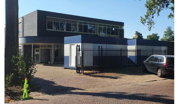 Roosendaal vangt tijdelijk 100 asielzoekers op in voormalig kantoorpand