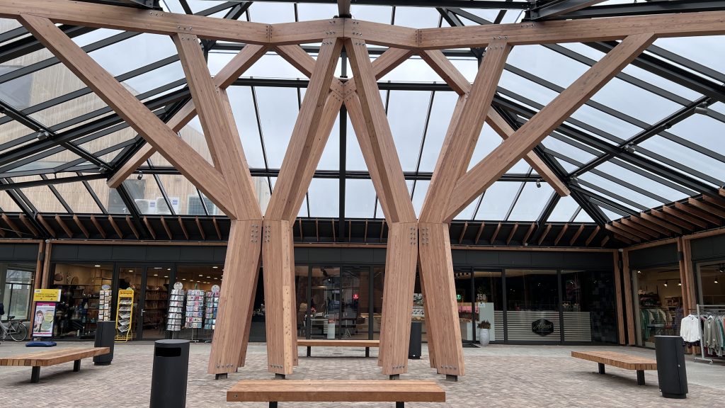 Vernieuwd winkelcentrum Tolberg heeft meer ruimte en kan op slot