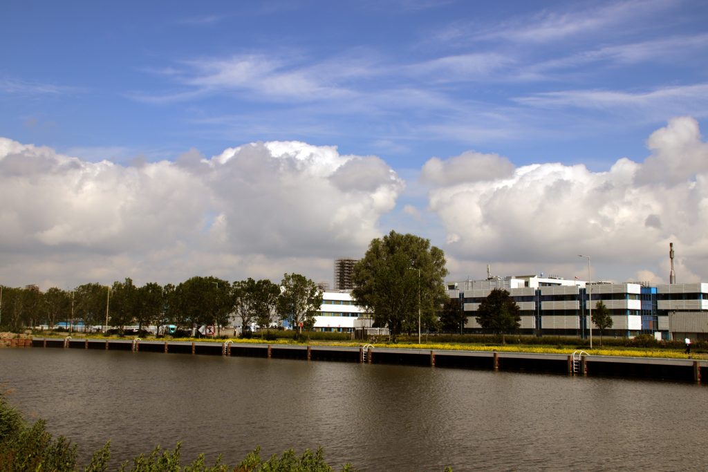 Sabic mag blijven lozen maar minder dan gehoopt, milieuorganisatie diep teleurgesteld