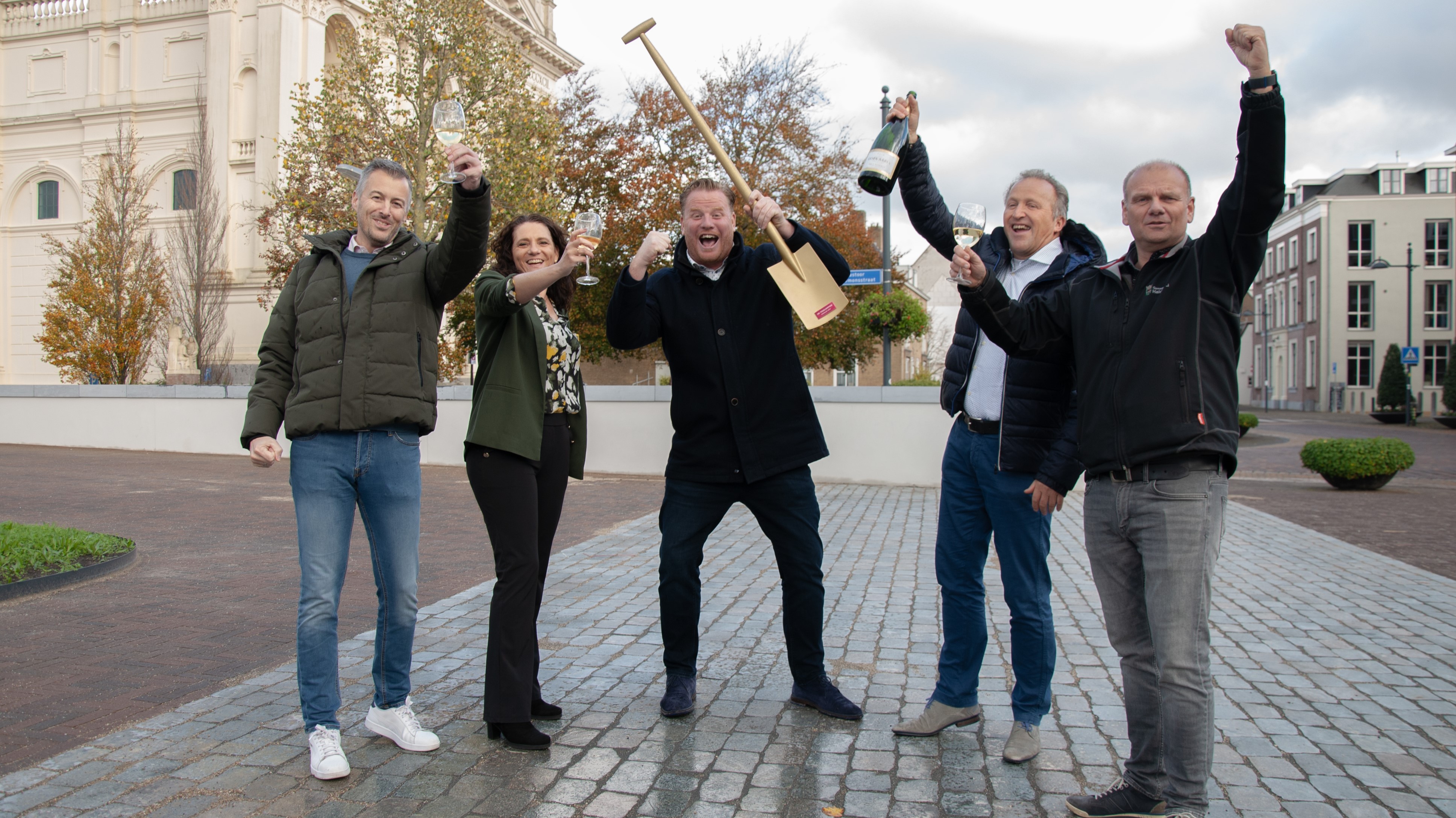 Ook bij de laatste editie doet voormalig winnaar Halderberge mee aan NK Tegelwippen