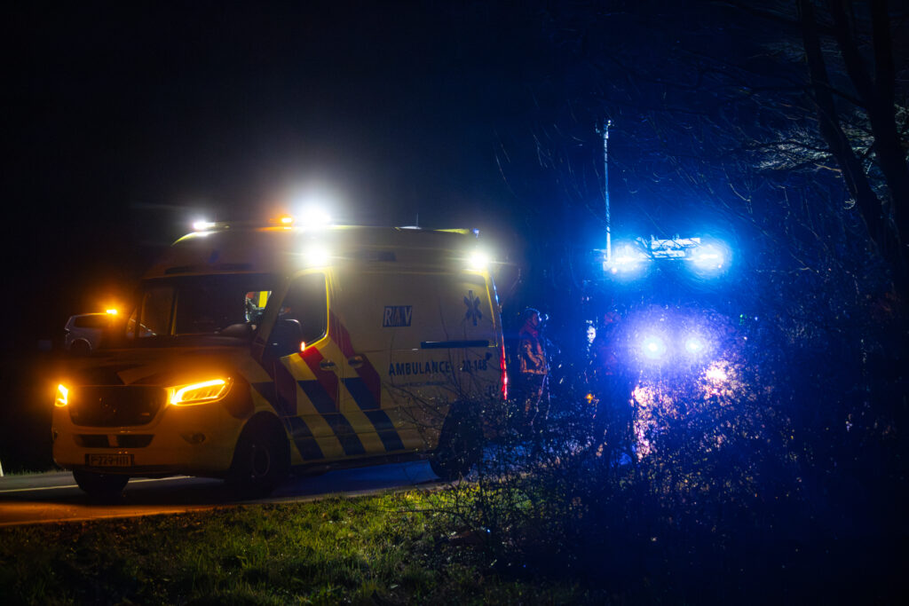 Bestuurder gewond bij eenzijdig ongeval op afrit van de A29 bij Heijningen