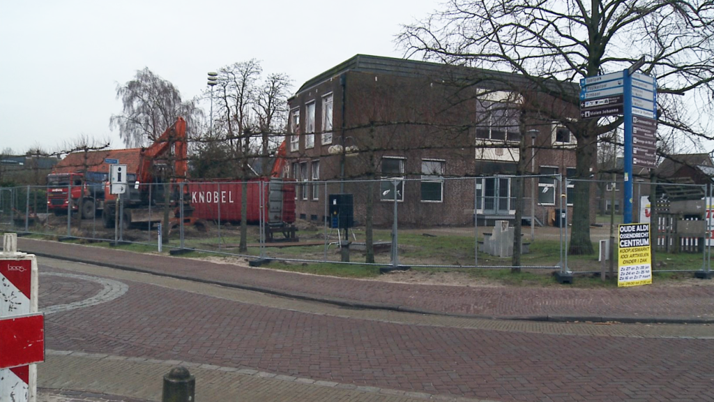 Einde verhaal voor voormalig gemeentehuis Huijbergen: pand tegen de vlakte