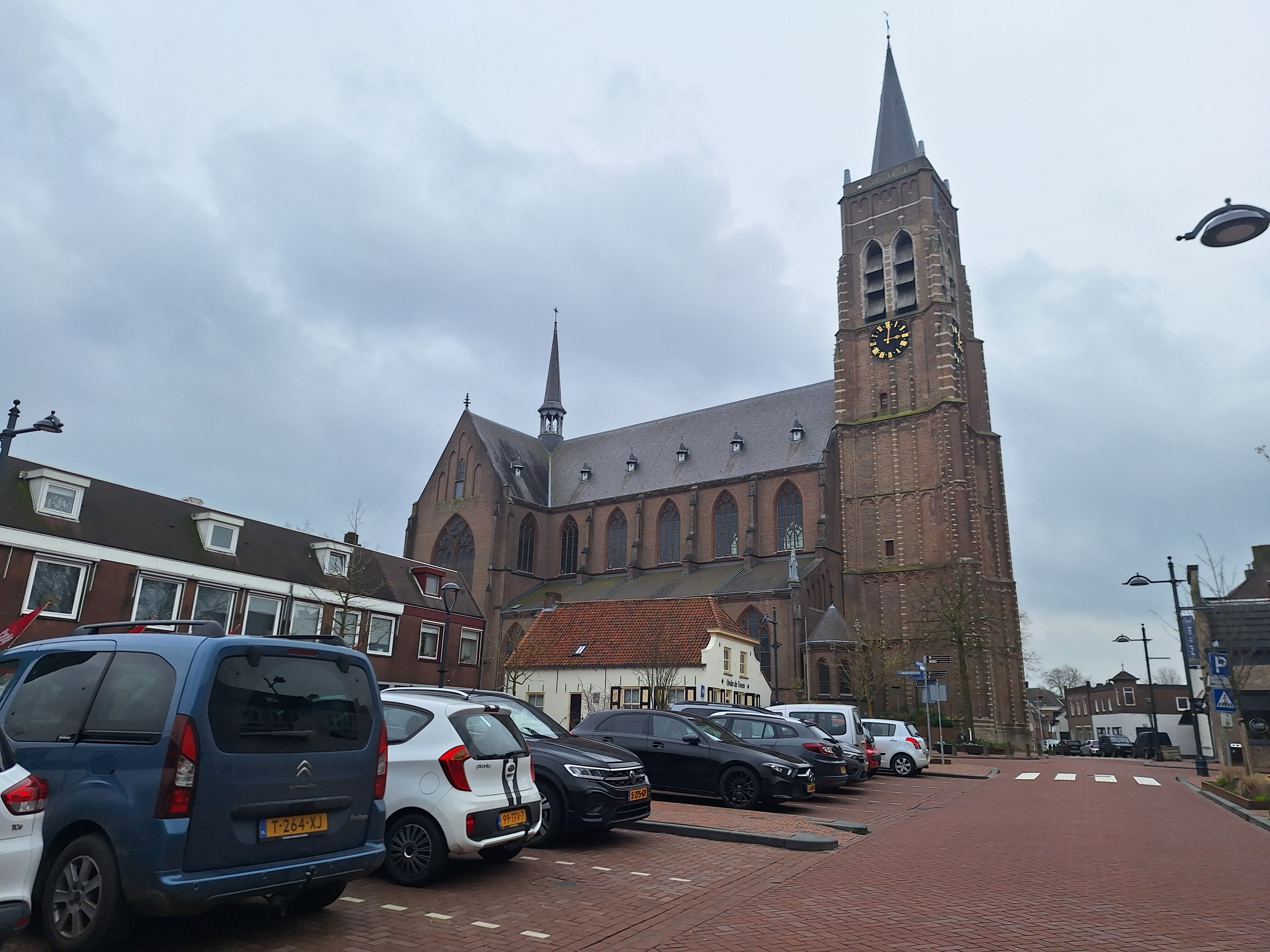 Henri Mastboom krijgt eigen plekje voor de kerk in Oud Gastel
