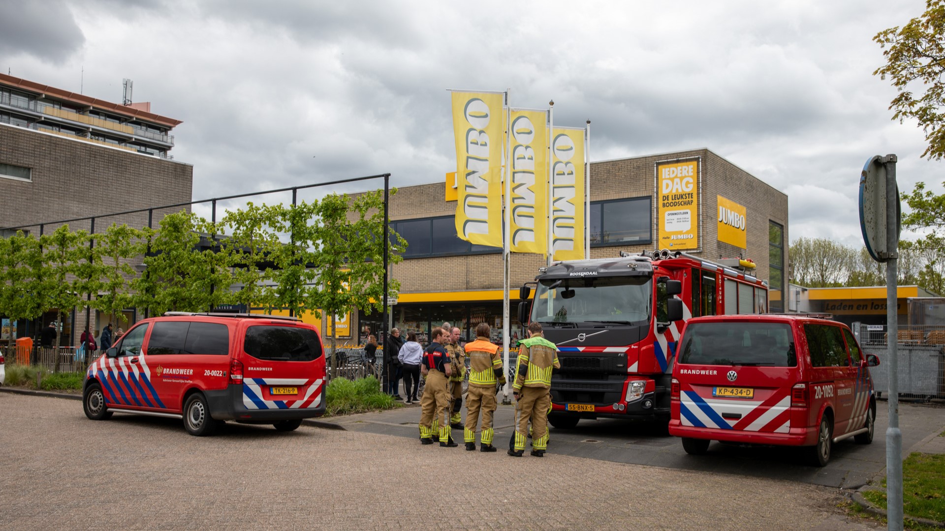 Lekkende koeling leidt tot ontruiming winkelcentrum lindenburg in Roosendaal
