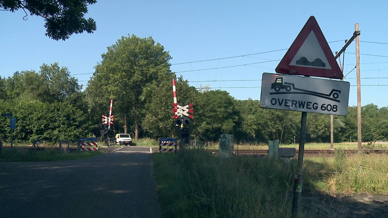 ZLTO niet blij met sluiting spoorwegovergang Nispen: ‘Er is geen communicatie’