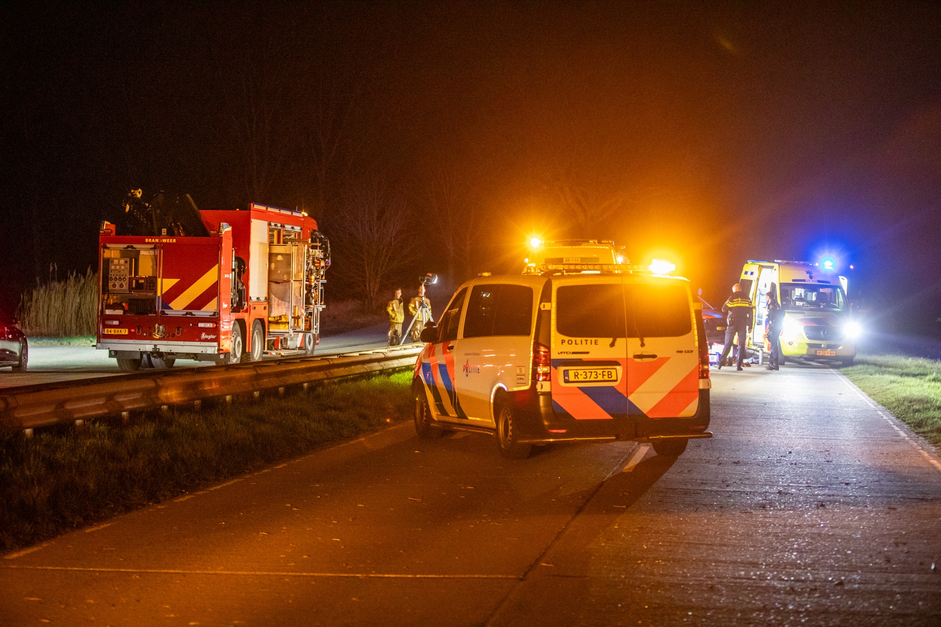 Automobilist wordt onwel, N285 bij Klundert enige tijd dicht