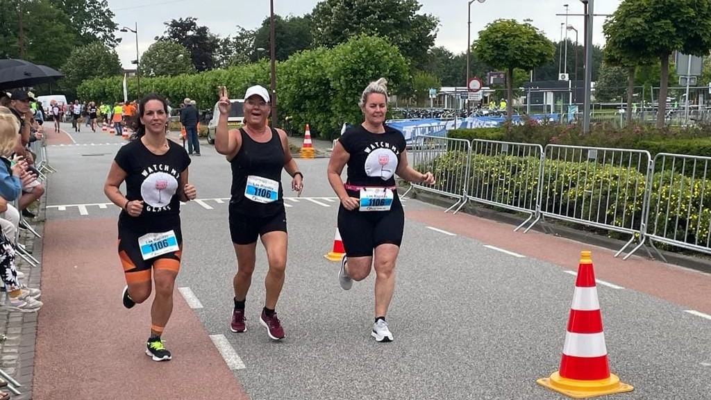 Thriathlon Oud Gastel gaat door in zéér afgeslankte vorm vanwege hitte en blauwalg