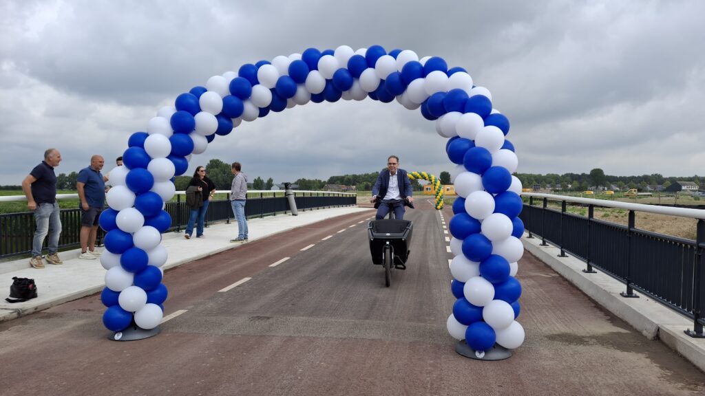 Nieuwe brug verbindt toekomstige wijk met centrum