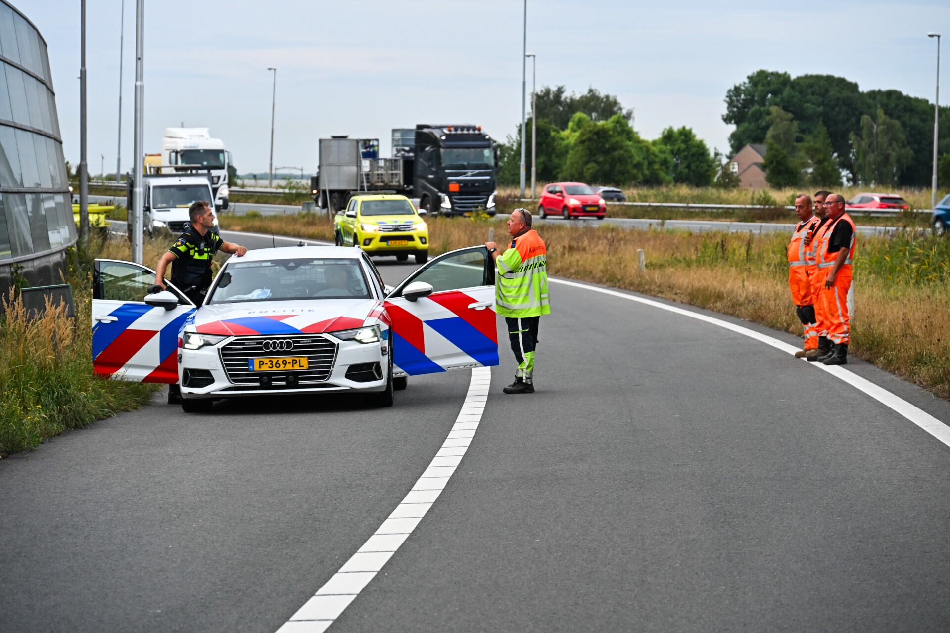 Vier verdachten na schietpartij aangehouden, achtervolging via A4 en A16