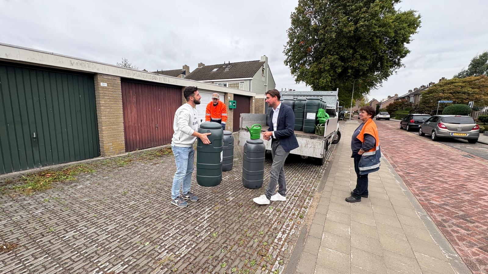 Bewoners van Huijbergse straat krijgen regentonnen