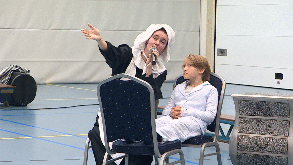 Oranjevaan brengt musicalklassieker Oliver tot leven in Fijnaart