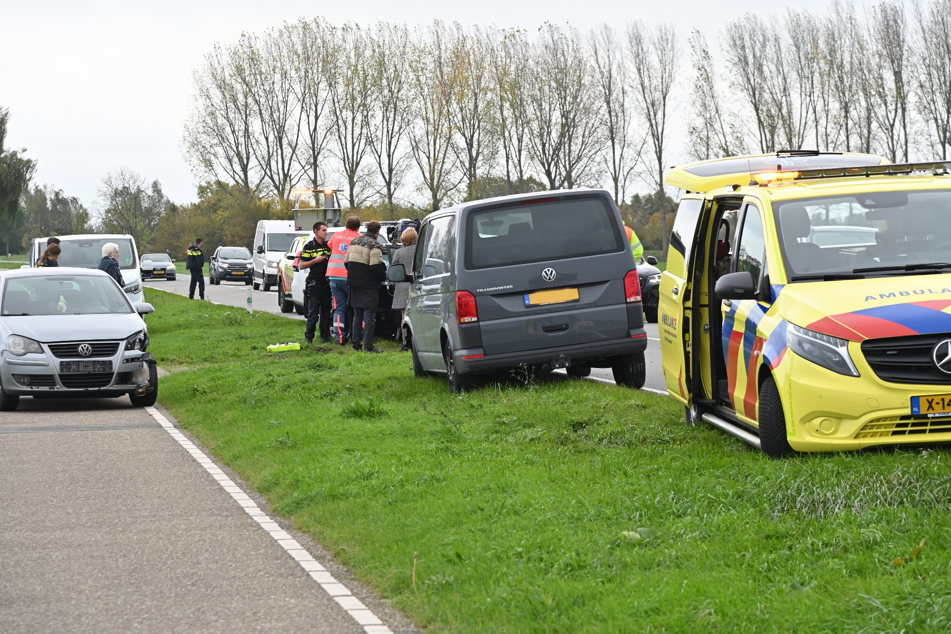 Drie auto’s betrokken bij botsing, een persoon gewond