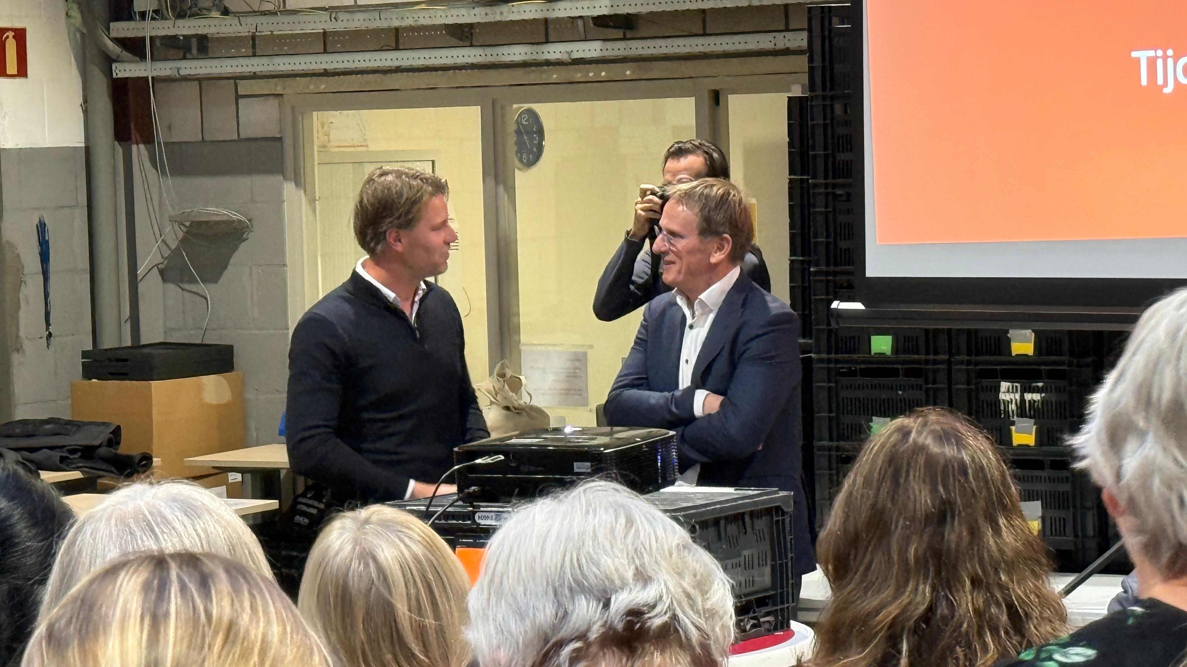 Thomas Chaulet draagt het voorzitterschap over aan Mario Vugts.