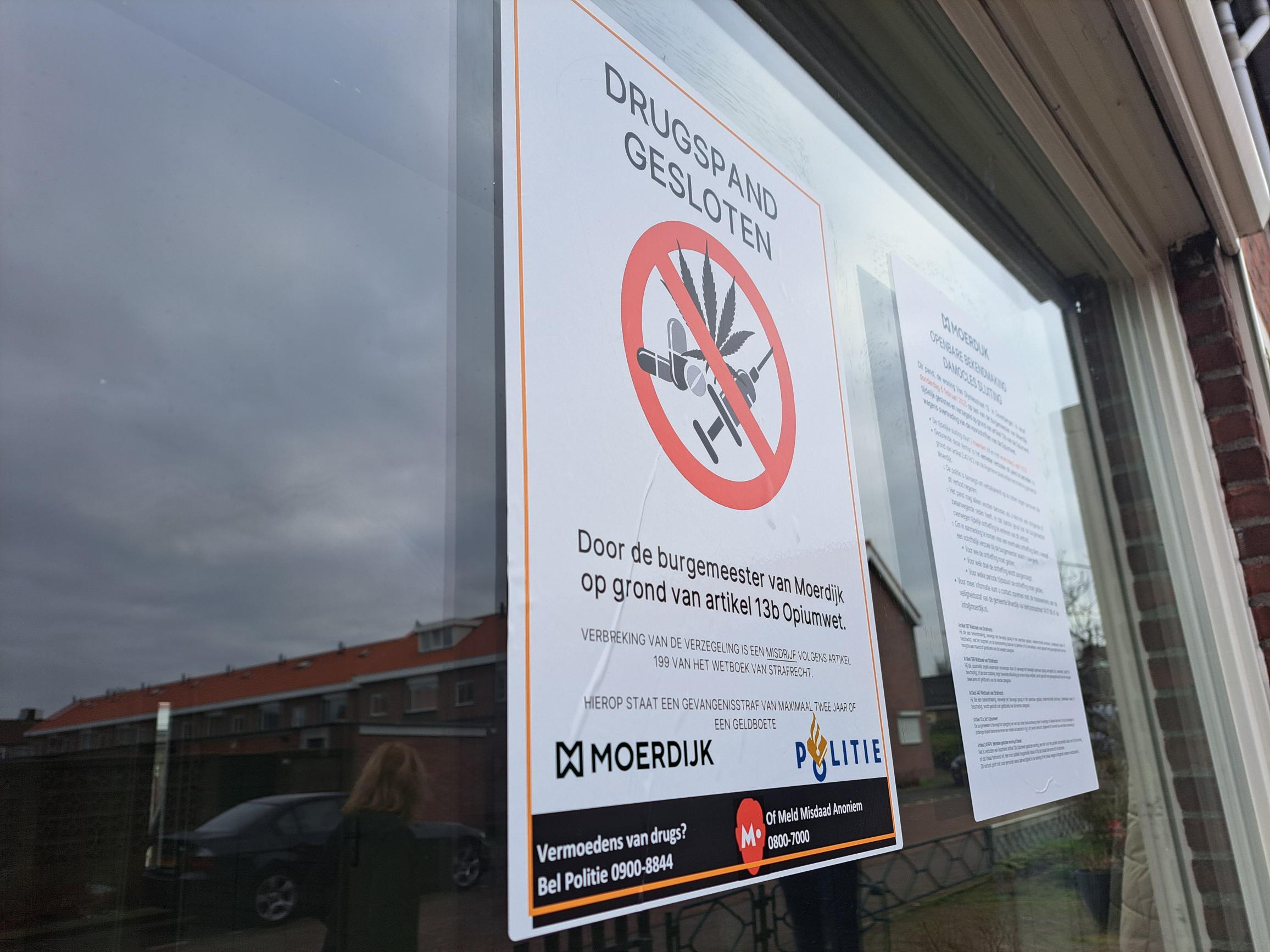 Burgemeester Moerkerke sluit bedrijfspand waar politie 20 kilo hennep en 408 hennepplanten vond