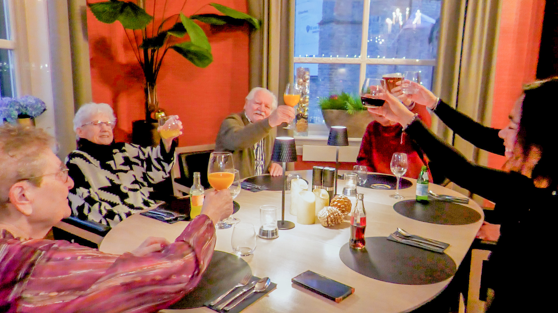 Lichtpuntje in donkere dagen: kerstdiner tegen eenzaamheid