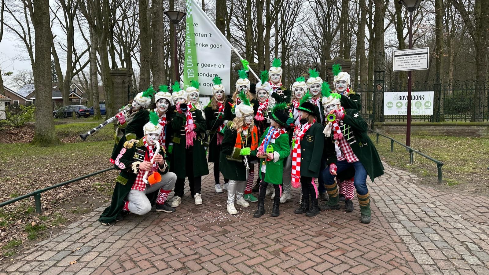 BB Ullie voor Bovendonk in Hoeven.