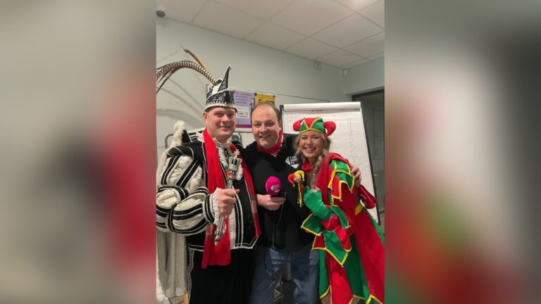 Leutpodcast van start: diepgaande gesprekken met pakkendragers