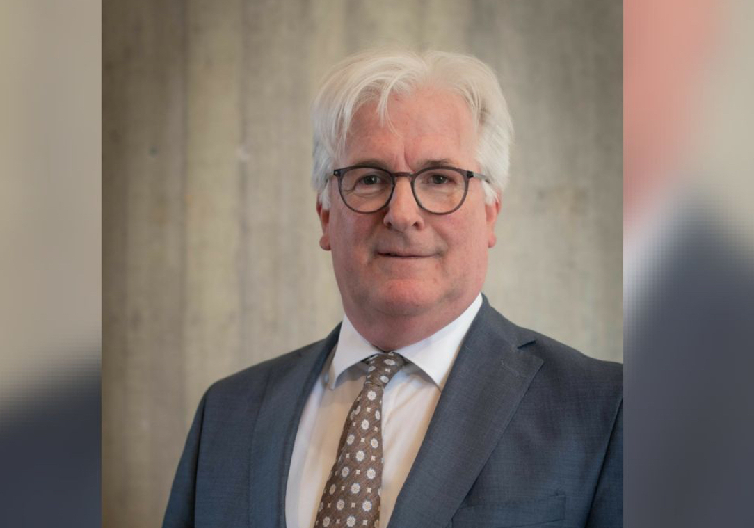 Oud-gedeputeerde Van Merrienboer informateur met GBWP’er Van der Velden