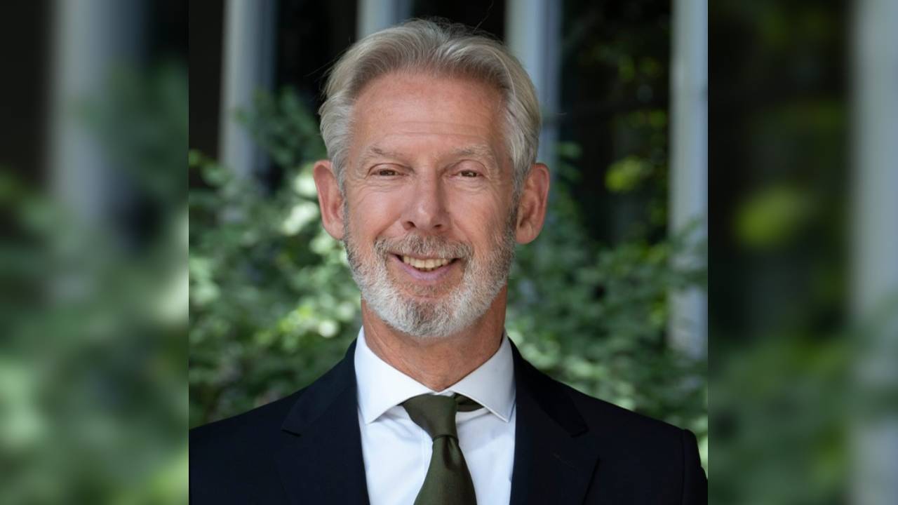 Formatiepuzzel in Moerdijk: Onno Hoes aan de slag als informateur