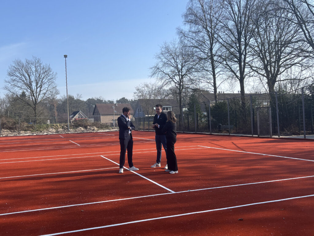 Tennissers kunnen straks genieten van nieuwe all-weather baan in Putte