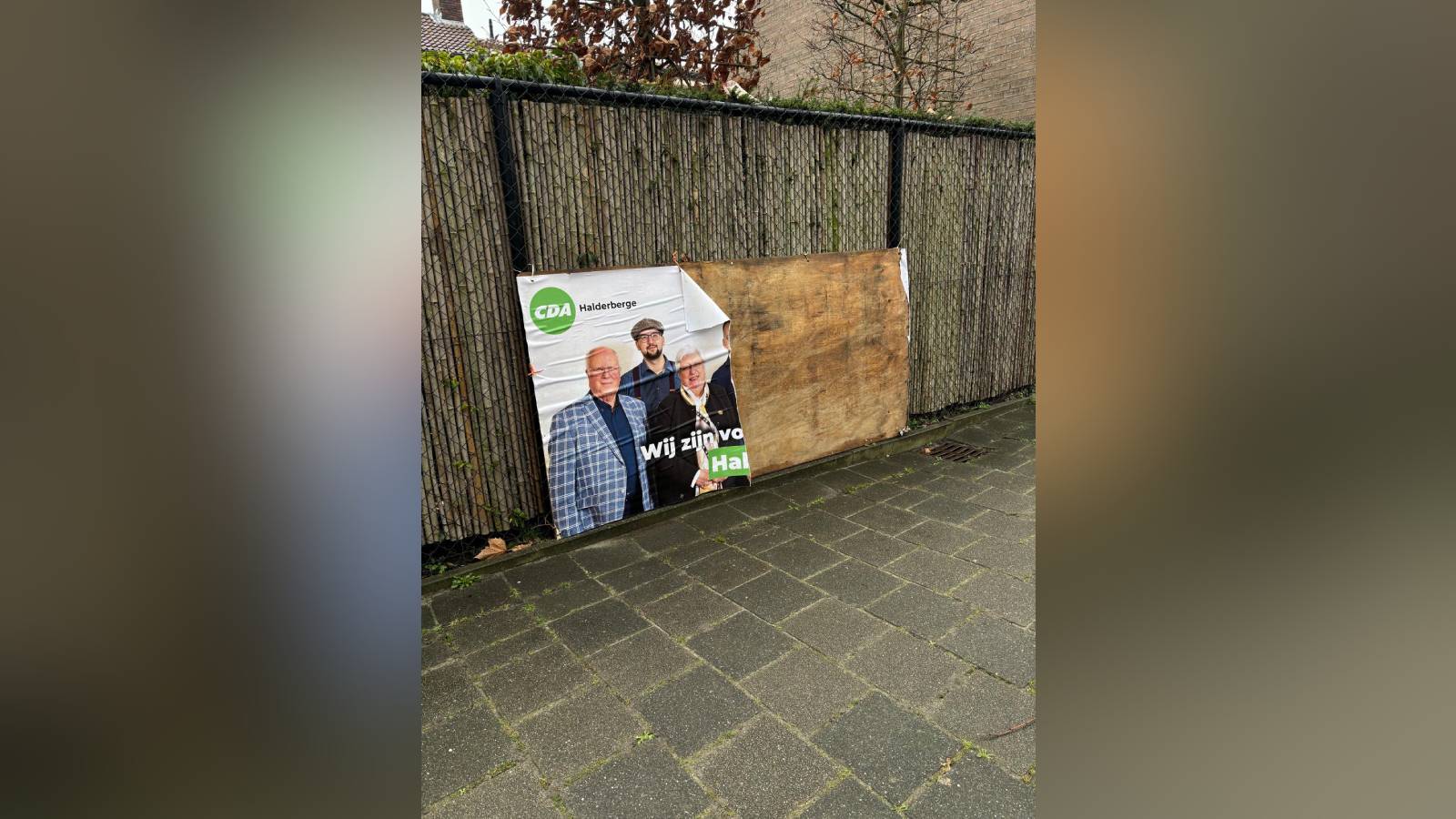 CDA Halderberge opgeschrikt door vernielde verkiezings­posters: ‘Lijkt een gerichte actie’
