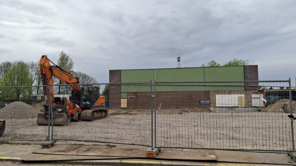 Eerste schop in de grond voor realisatie MFA Zevenbergschen Hoek: 'Mooie plek om samen te komen'