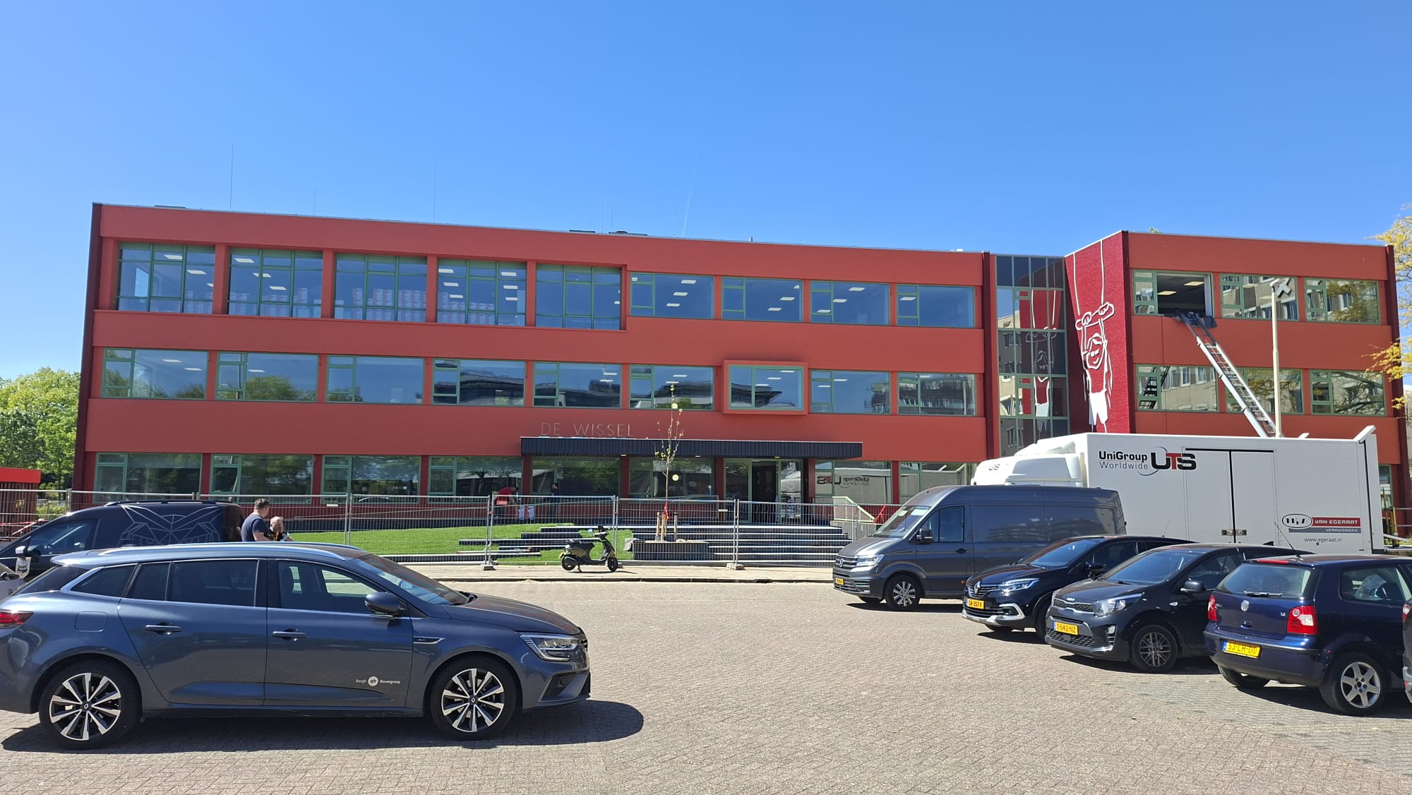 Tijdelijk schoolgebouw De Wissel klaar voor gebruik: ‘Goedkoper dan noodlokalen’