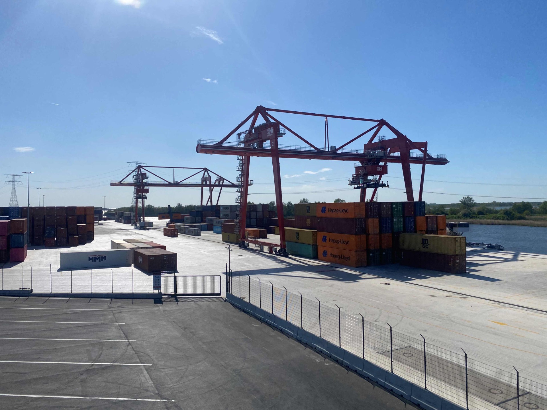 Bergen op Zoom en Antwerpse haven halen banden aan: 'Samen bouwen aan logistieke toekomst'