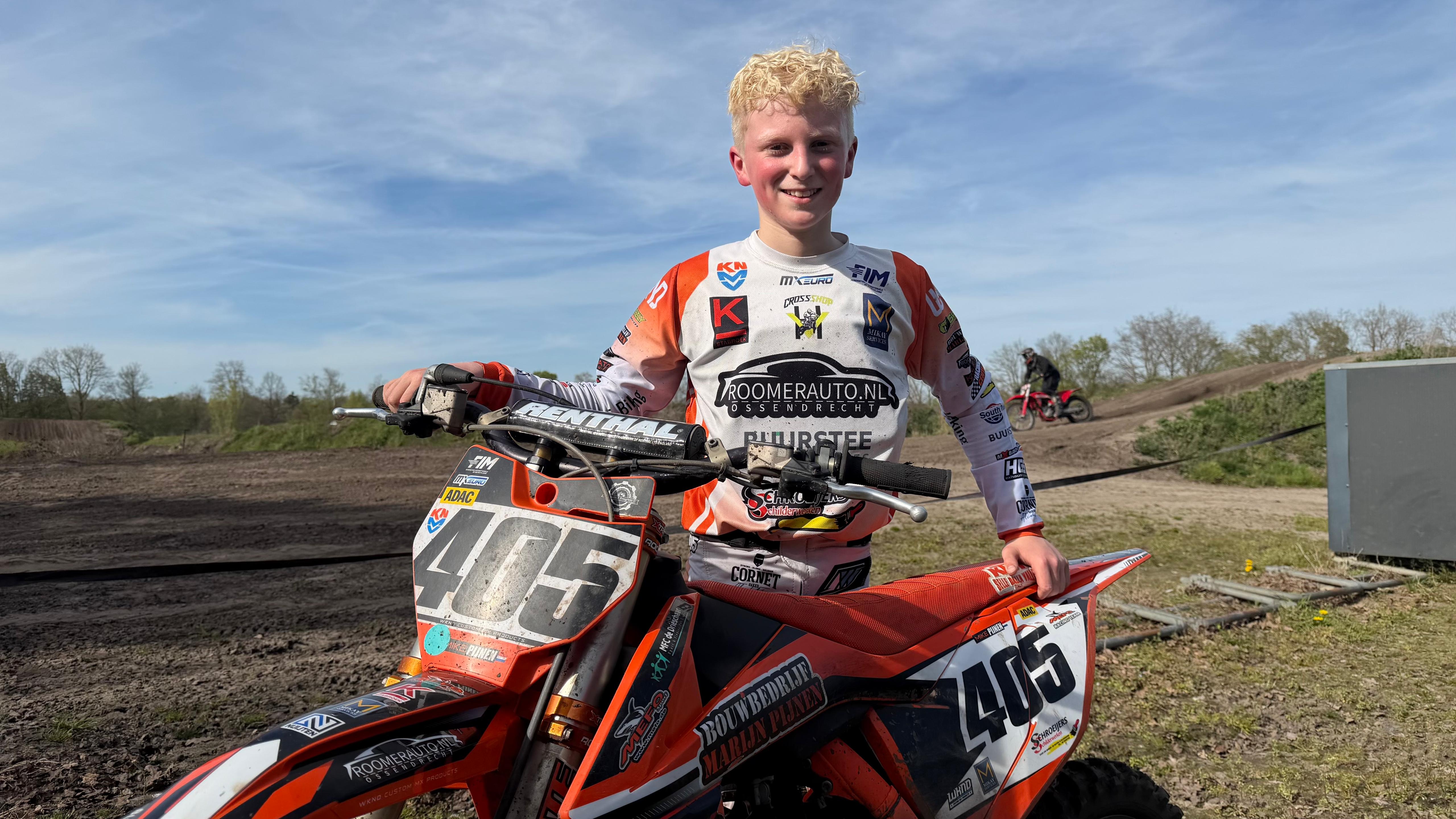 Jonge motorcrosser Mike (12) uit Ossendrecht droomt van de absolute top in motorsport