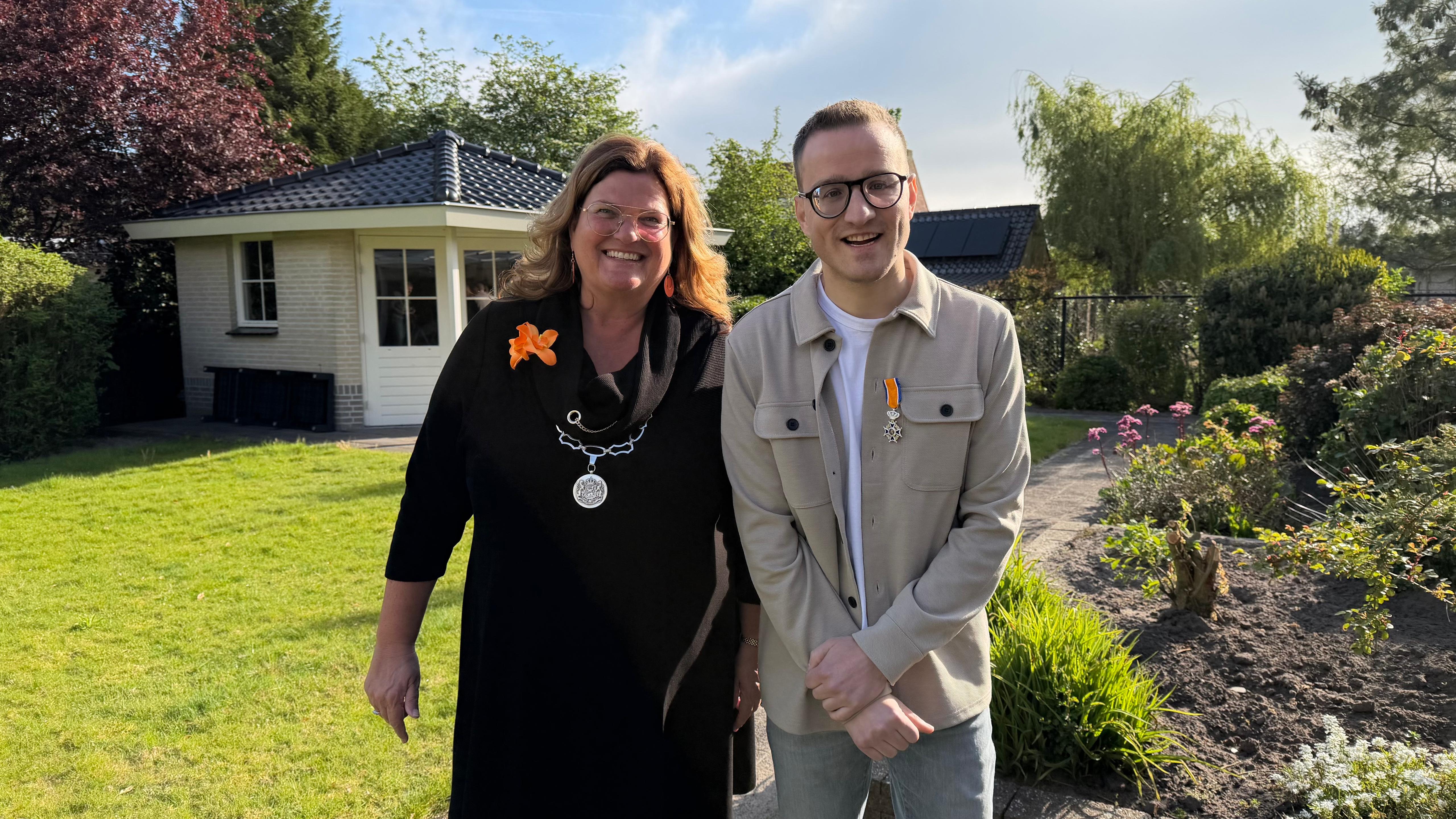 Het regent lintjes in Etten-Leur: 8 Koninklijke onderscheidingen uitgereikt