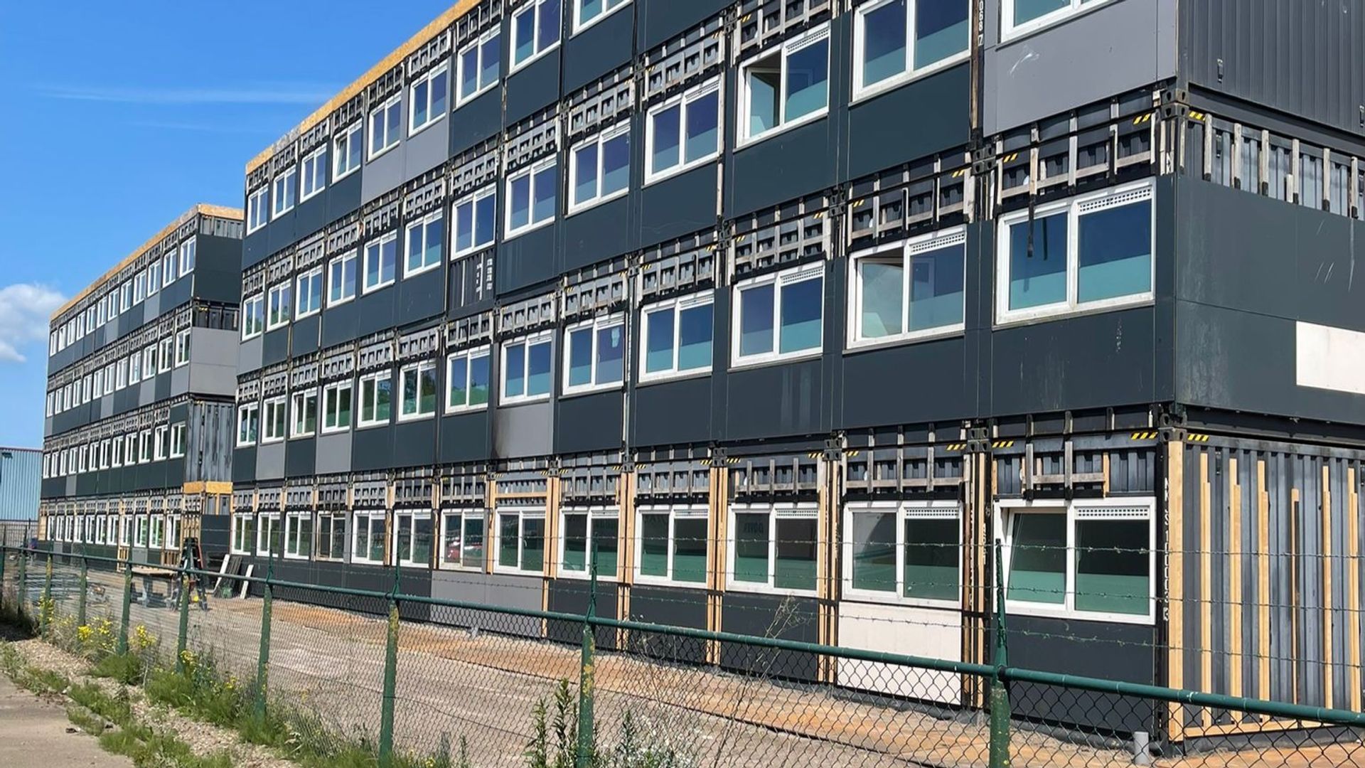 Woonunits in Roosendaal voorlopig niet in gebruik door onvoldoende brandveiligheid