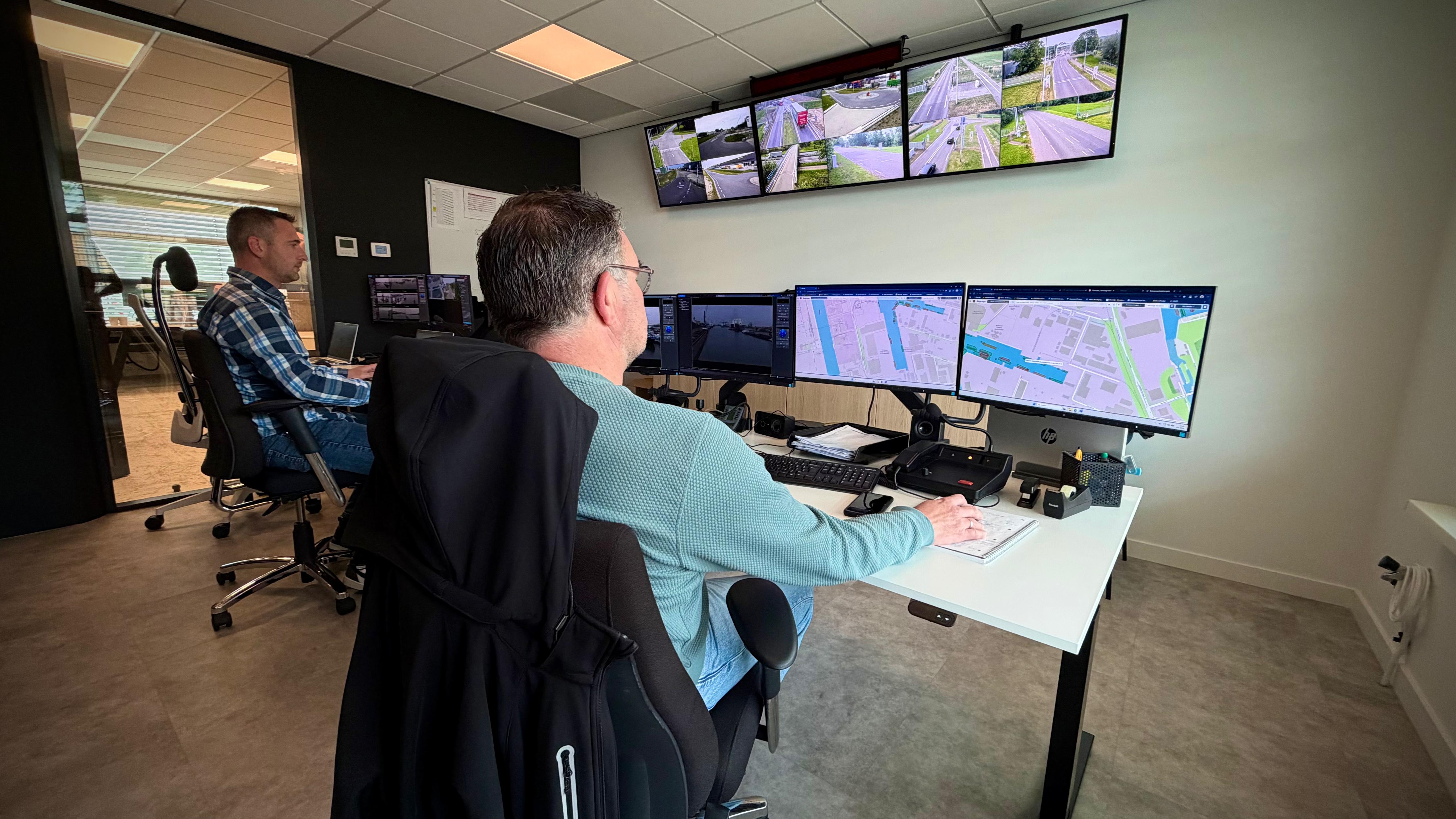 Ruim 160 camera’s en sensoren bewaken het haven- en industriegebied van Moerdijk