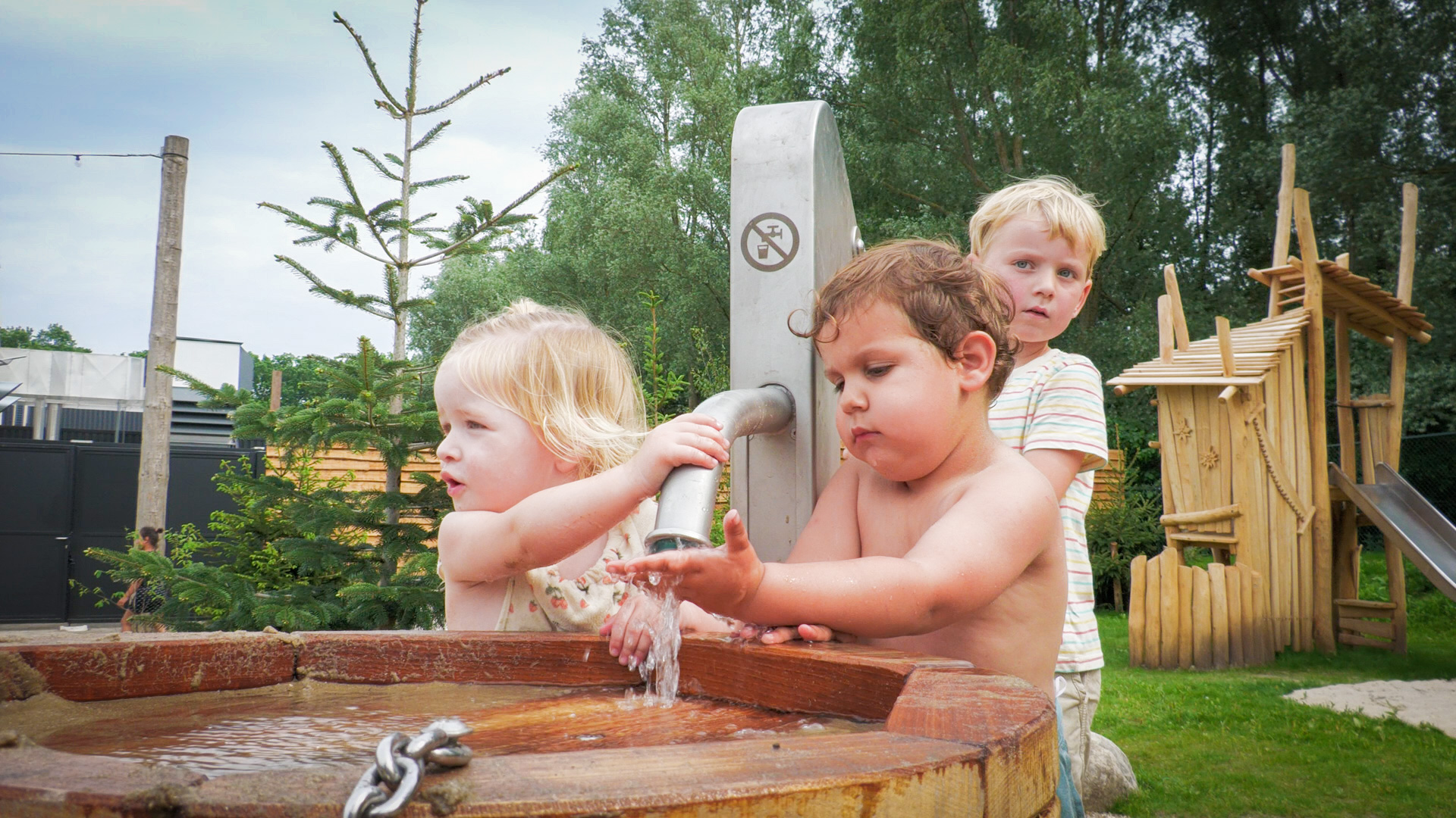 Playdôme opent natuurspeeltuin PlayGarten: ‘Kinderen mogen hier weer gewoon ravotten’
