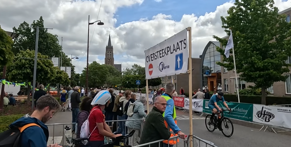Al veertig jaar Triathlon Oud Gastel, mede dankzij trouwe en enthousiaste vrijwilligers