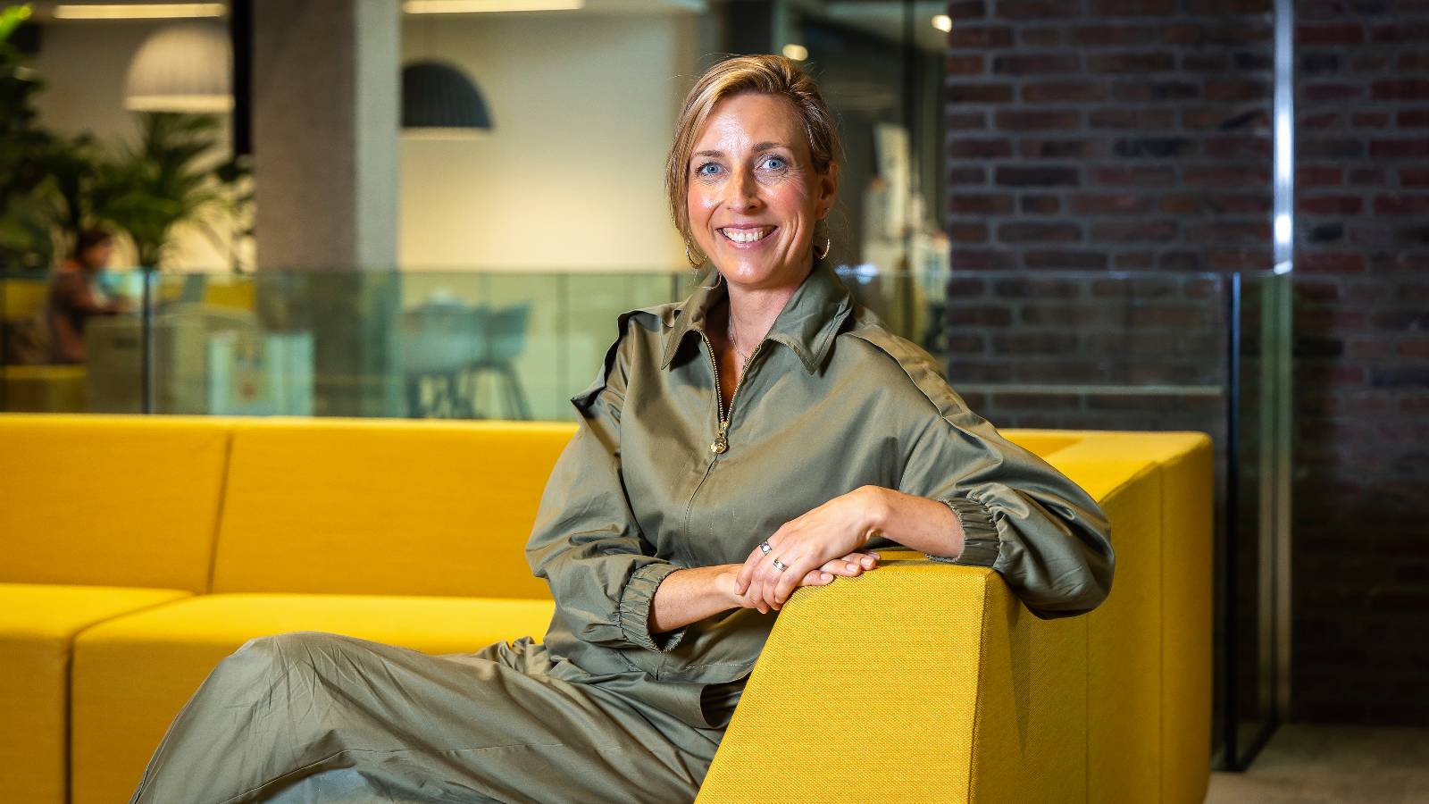 Le Kluse ruilde Defensie in voor het stadskantoor: 'Eigenlijk vroegen ze mijn man bij de partij'