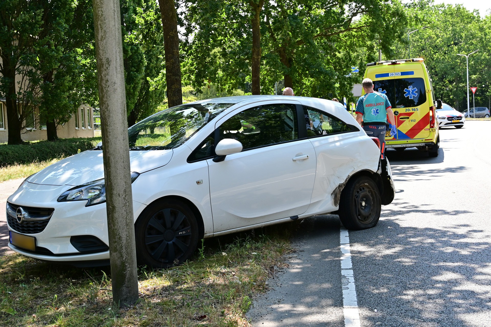 Twee auto’s zwaar beschadigd bij botsing in Etten-Leur