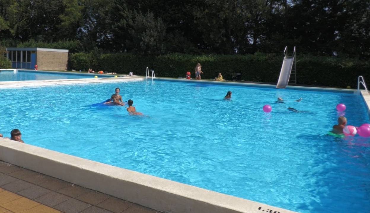 Inwoners gemeente Moerdijk kunnen meedenken over toekomst zwembad De Bosselaar