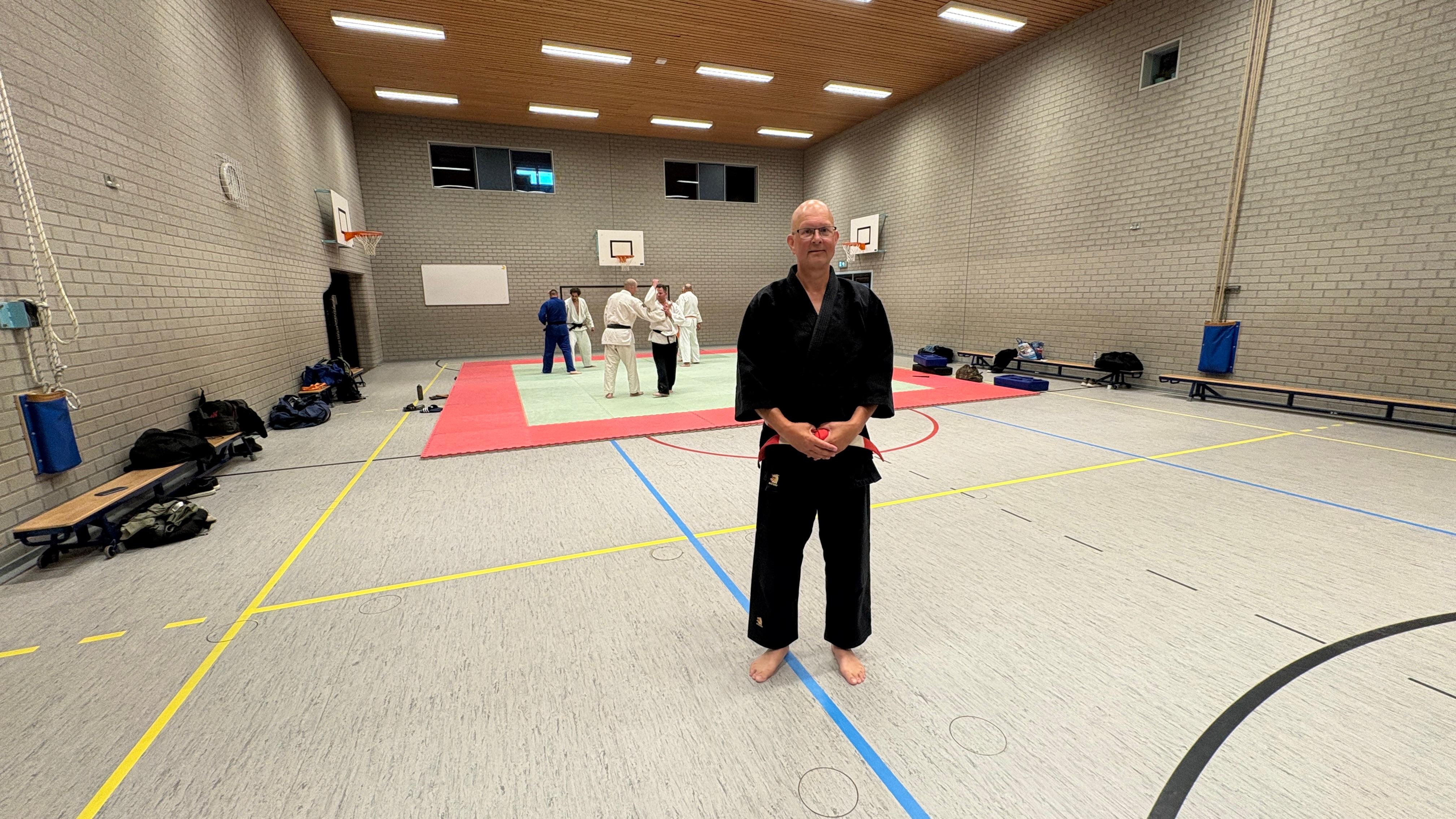 Jiu-Jitsu Leraar Marc Schipperen traint leerlingen én defensiepersoneel