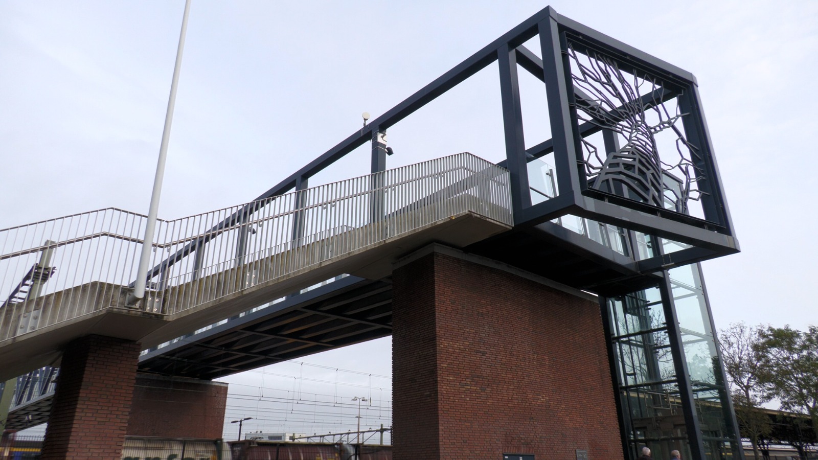 Het laatste defect aan De Passerelle in Roosendaal is opgelost, maar daarmee is het probleem niet we
