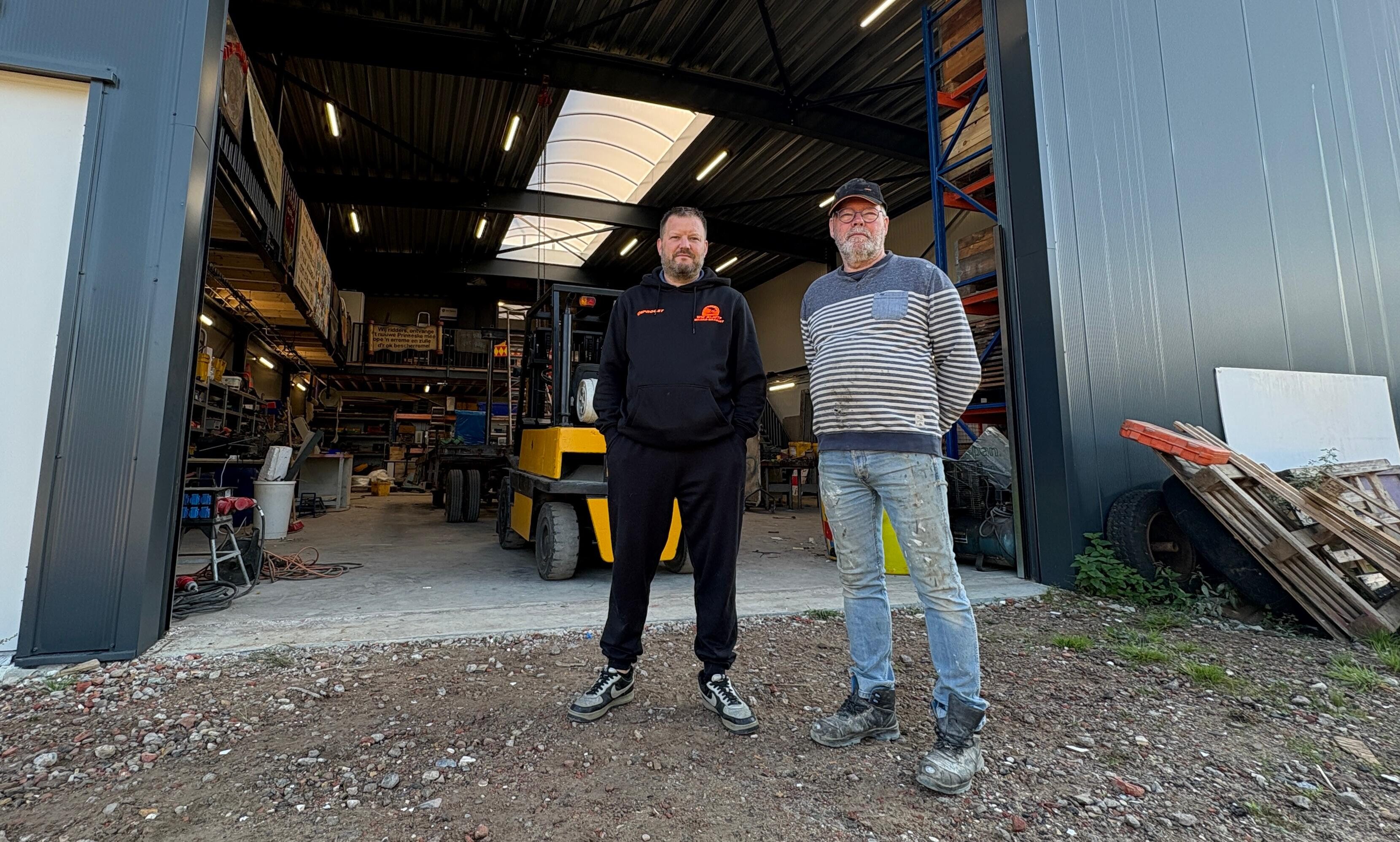 Bouwclub Agge Mar Leut Et niet tevreden met nieuw bouwkot: 'We lopen achter met de bouw'