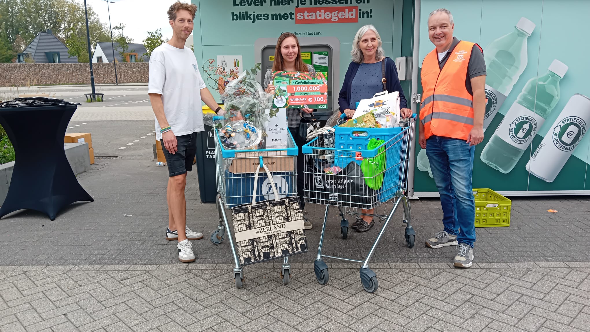 Bulkmachine De Zeeland heeft al één miljoen blikjes en flesjes opgeslokt: 'En we staan hier pas drie