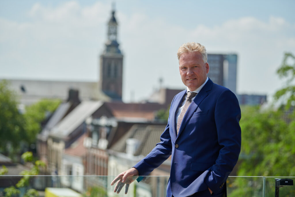 Mark Buijs keert terug als burgemeester van Roosendaal
