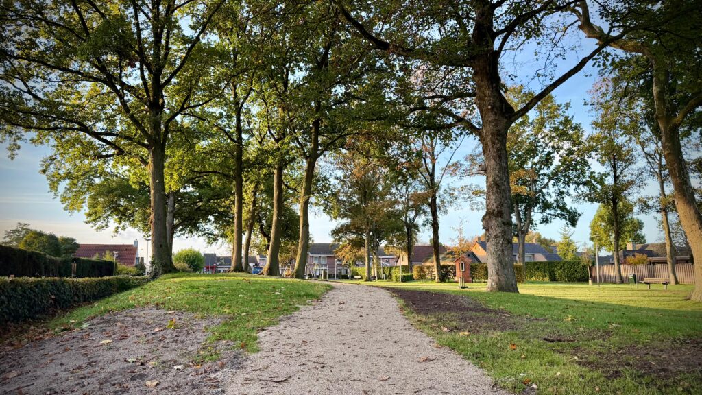 Eikelhof in Ossendrecht krijgt metamorfose: nieuw pad, extra groen en speeltoestellen
