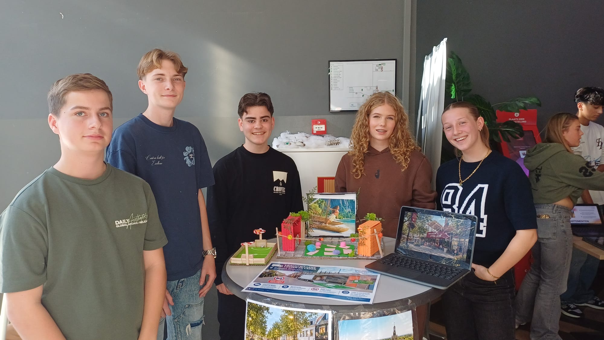 Examenleerlingen van KSE ontwerpen nieuwe Markt in Etten-Leur
